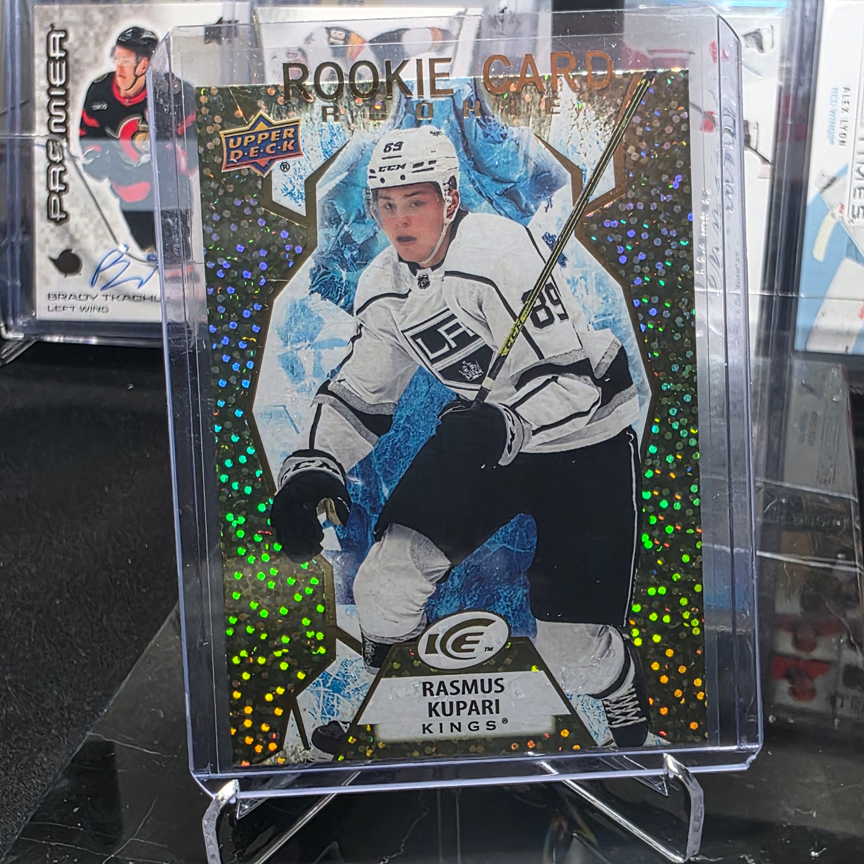 2021-22 UD Ice Rasmus Kupari #105 Gold Rookie Card Los Angeles Kings