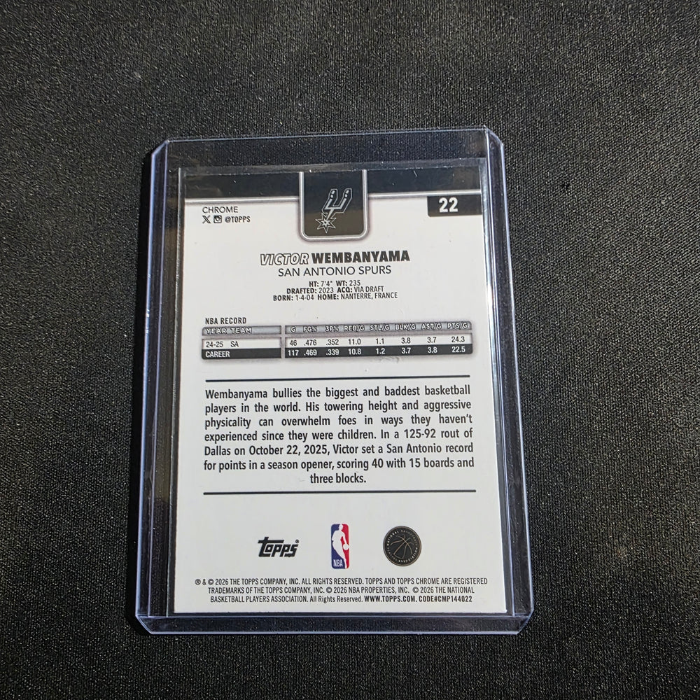 Topps 2025-26 Chrome Victor Wembanyama #221 San Antonio Spurs