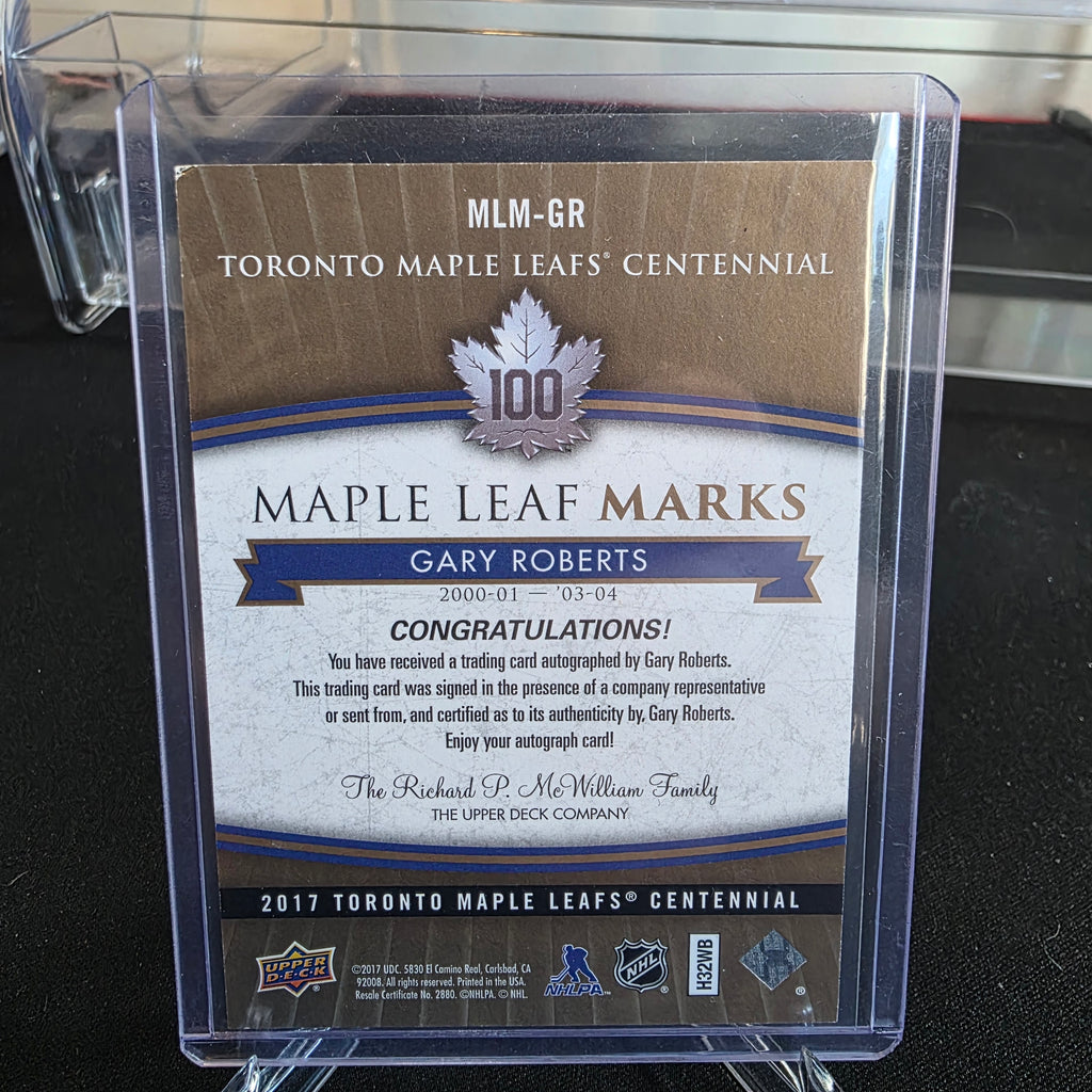 2017 UD Toronto Maple Leafs Centennial Gary Roberts Maple Leaf Marks Auto