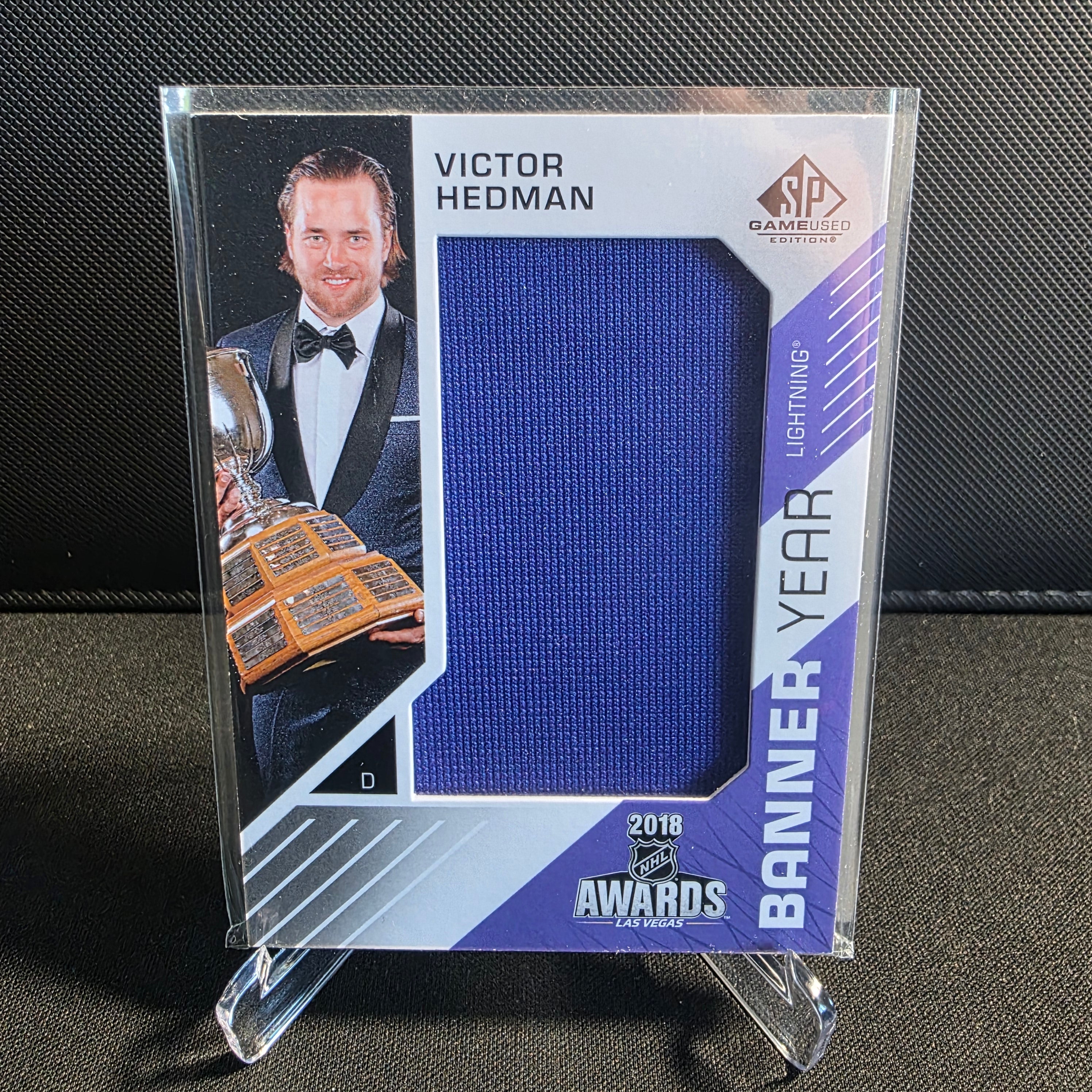 2018-19 SP Game Used Banner Year Awards BAW-VH Victor Hedman Tampa Bay Lightning
