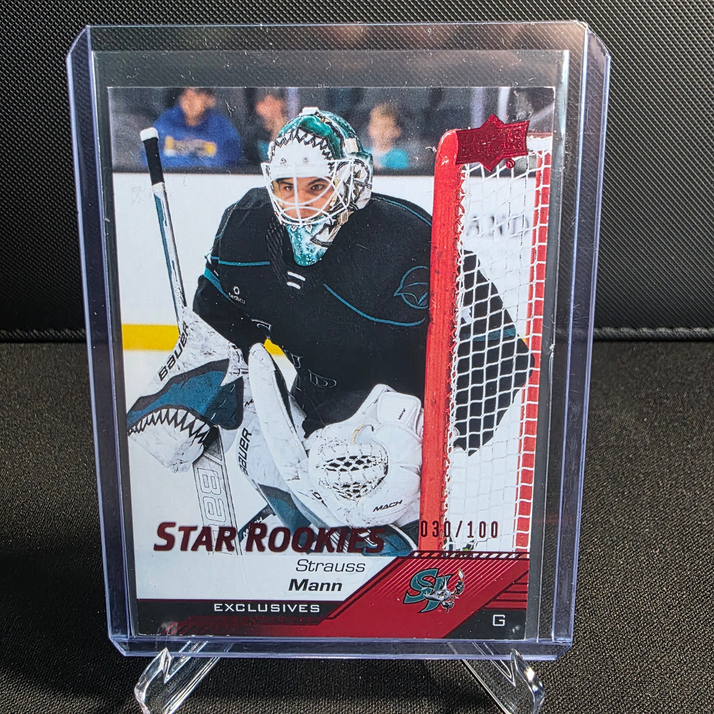 2022-23 Upper Deck AHL Star Rookies Exclusives 138 Strauss Mann San Jose Barracuda 30/100